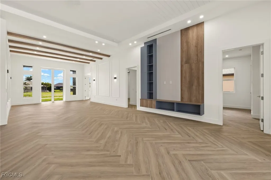 816 NW 39th Avenue Cape Coral FL 33993