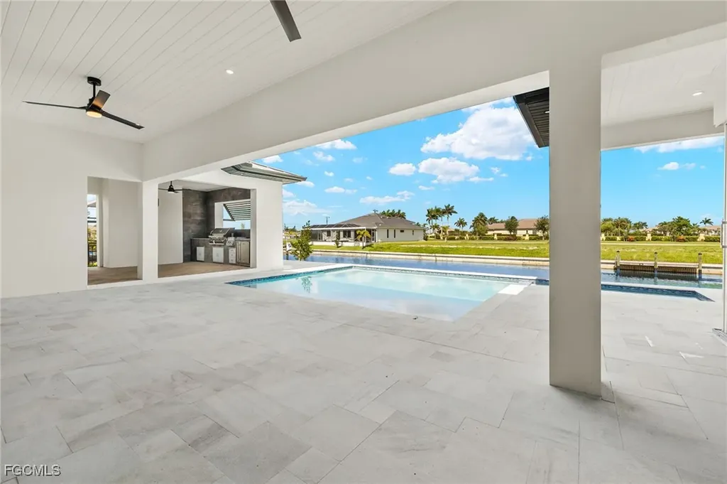 816 NW 39th Avenue Cape Coral FL 33993