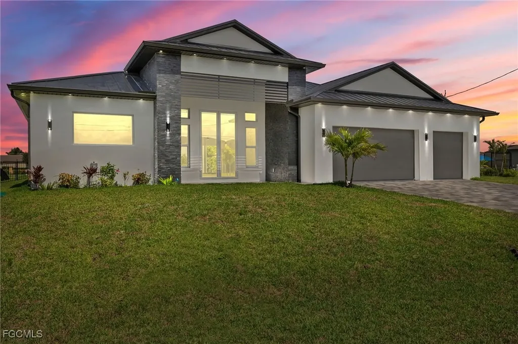 816 NW 39th Avenue Cape Coral FL 33993