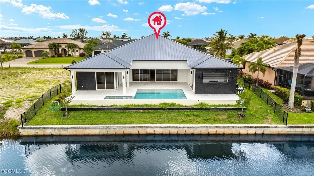 816 NW 39th Avenue Cape Coral FL 33993