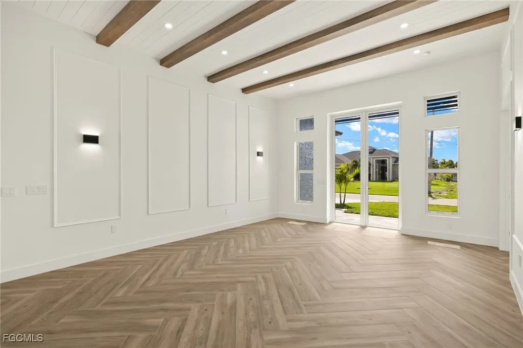 816 NW 39th Avenue Cape Coral FL 33993