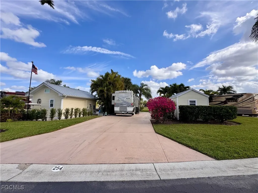 Lot 254 3012 E Riverbend Resort Boulevard Labelle FL 33935