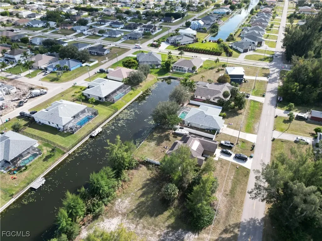 951 SW 15th Place Cape Coral FL 33991