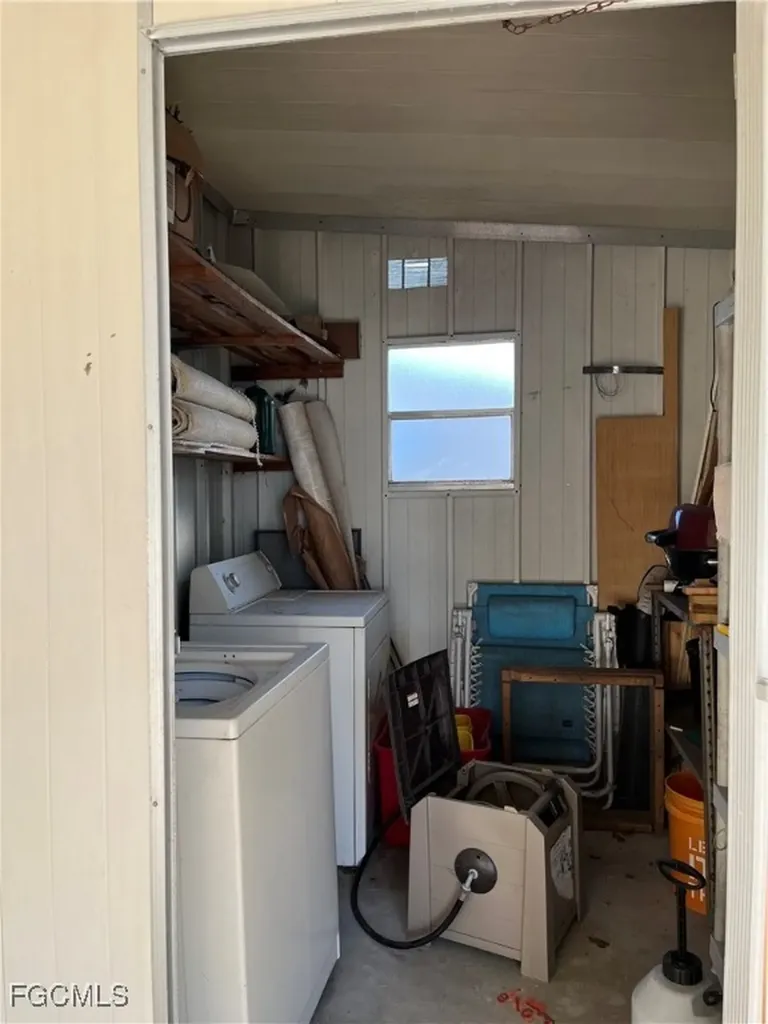 65 Sunset Circle North Fort Myers FL 33903