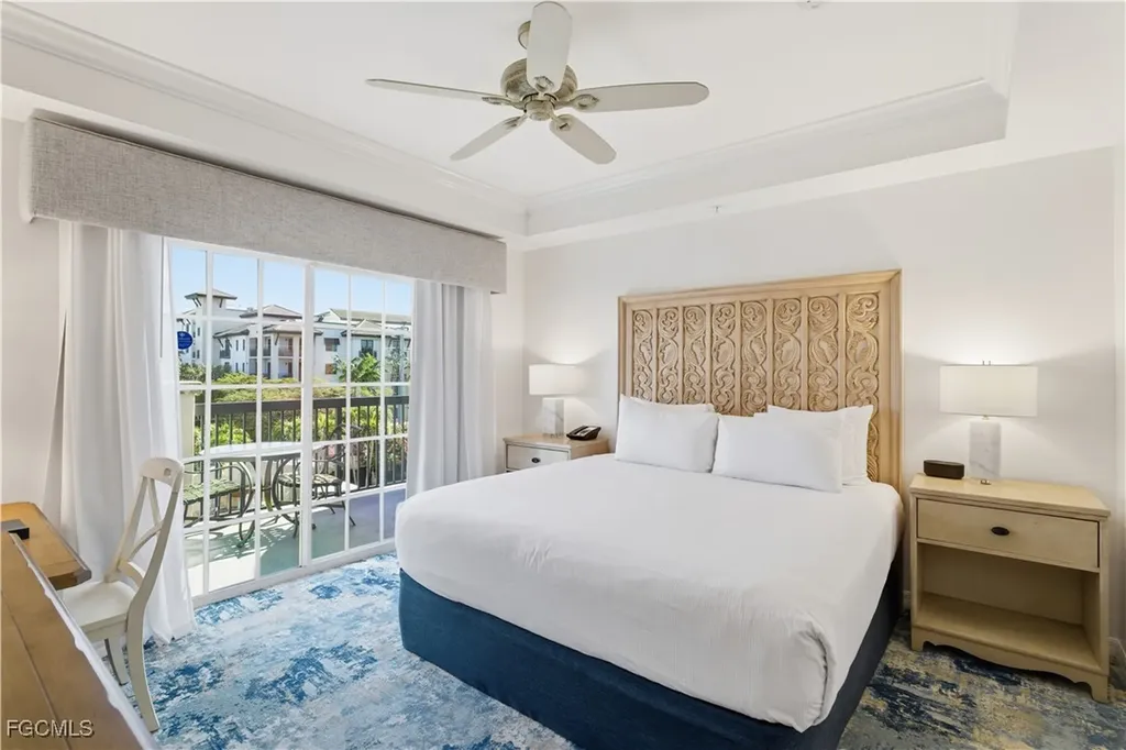 221 9th Street S Naples FL 34102