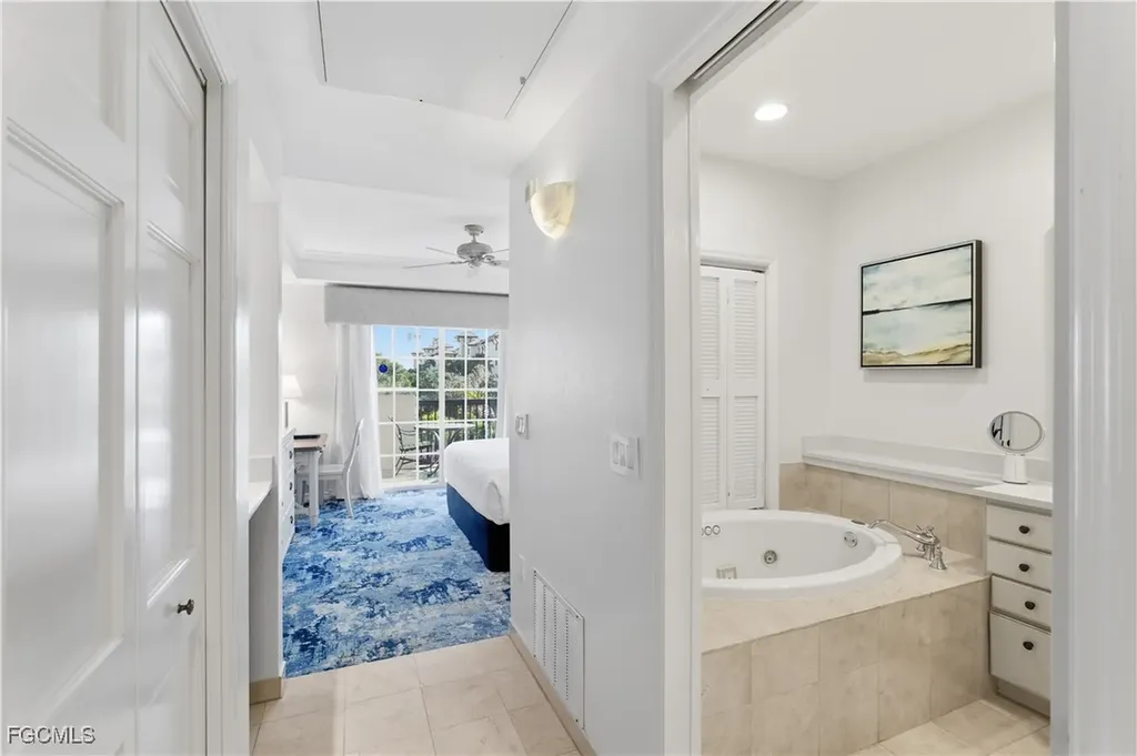 221 9th Street S Naples FL 34102
