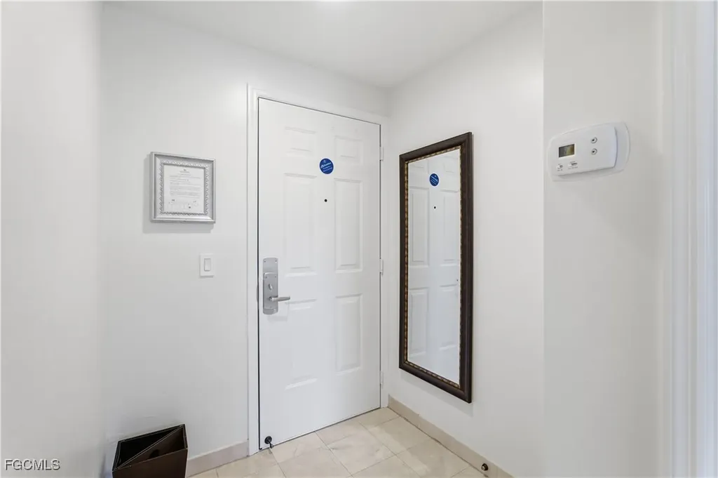 221 9th Street S Naples FL 34102