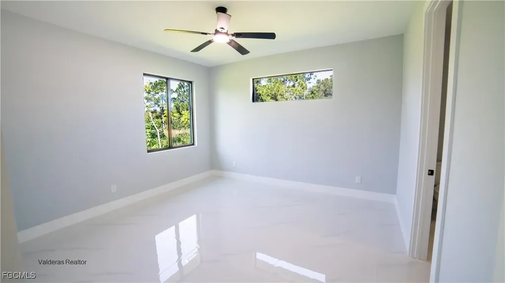 2401/2403 Matena Avenue S Lehigh Acres FL 33973