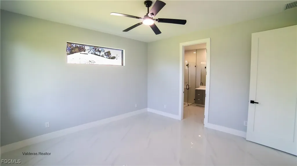 2401/2403 Matena Avenue S Lehigh Acres FL 33973