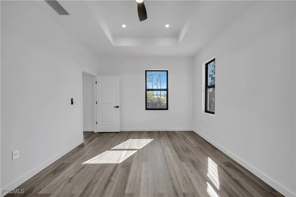 1924 NE 33rd Lane Cape Coral FL 33909