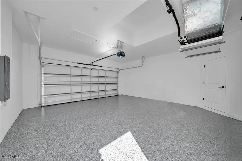 1924 NE 33rd Lane Cape Coral FL 33909