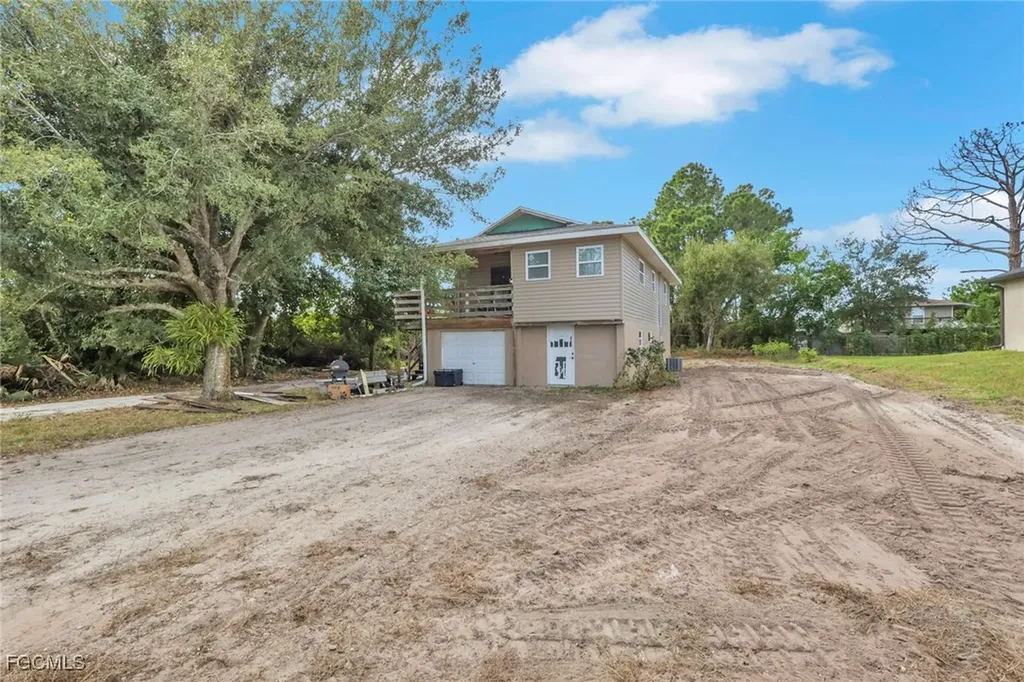 1506 Rena Avenue S Lehigh Acres FL 33976