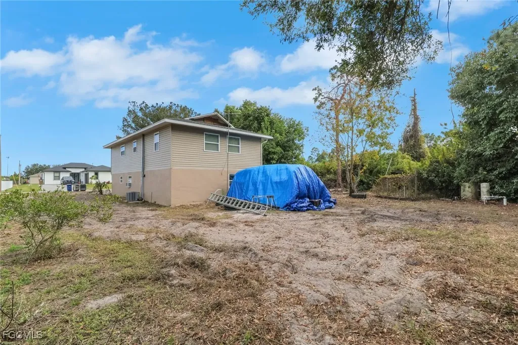 1506 Rena Avenue S Lehigh Acres FL 33976