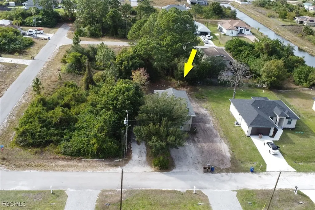 1506 Rena Avenue S Lehigh Acres FL 33976