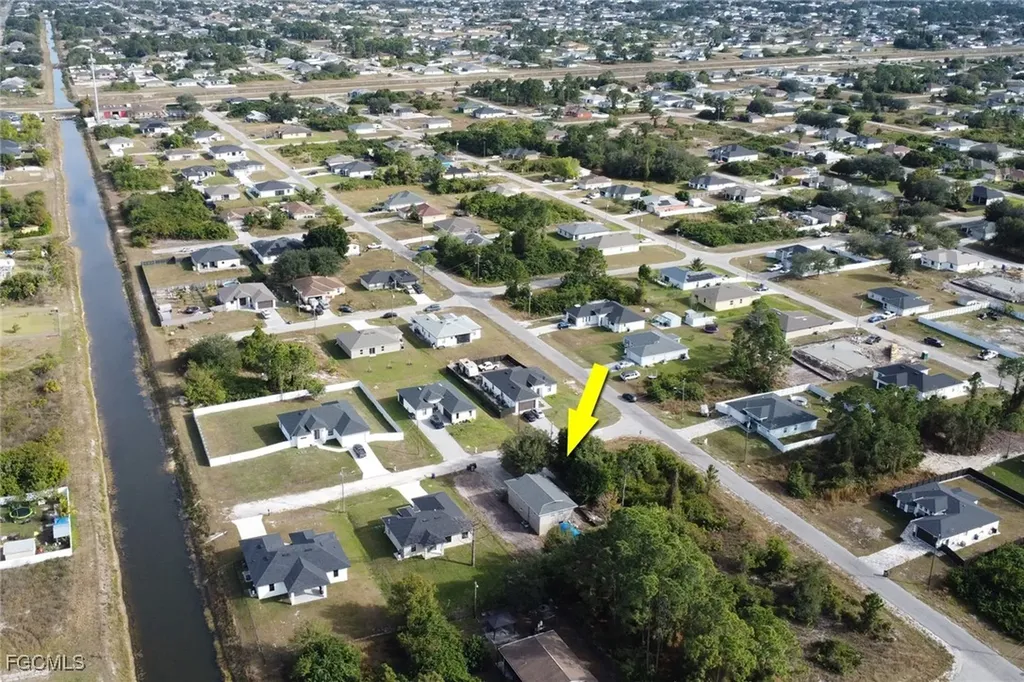1506 Rena Avenue S Lehigh Acres FL 33976