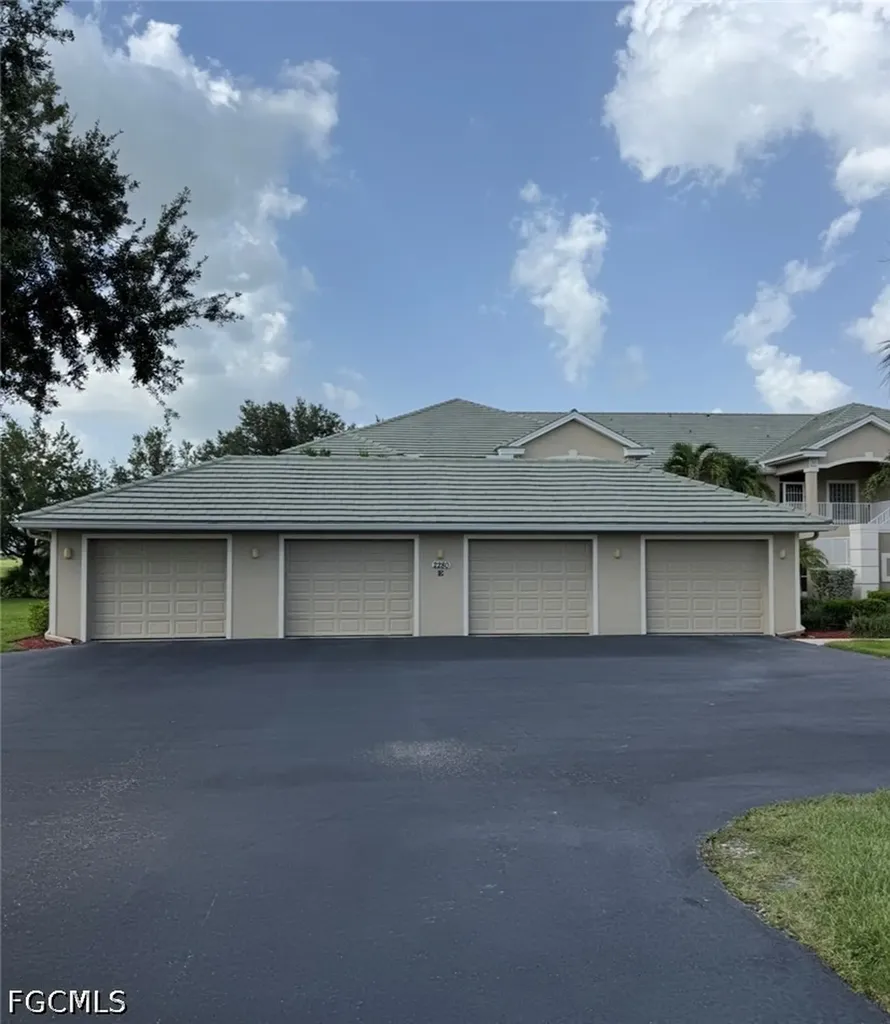 2280 Somerset Ridge Drive Lehigh Acres FL 33973