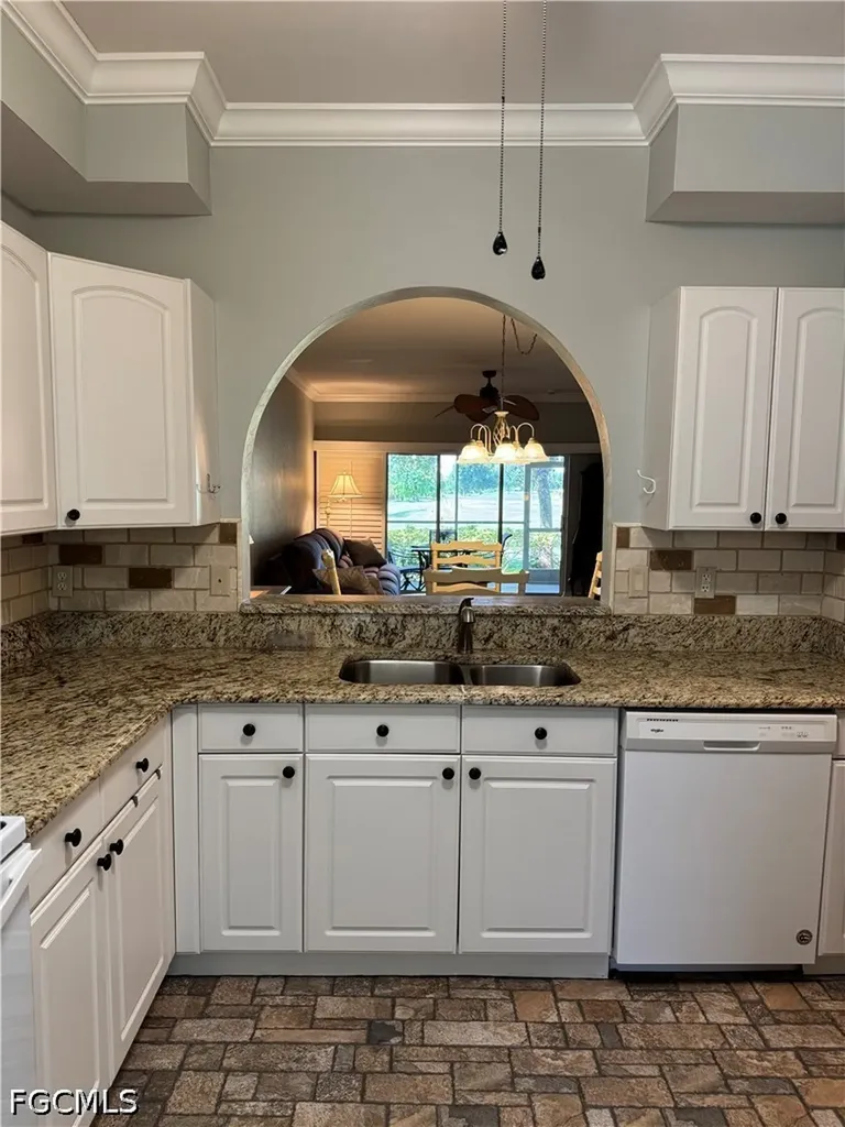 2280 Somerset Ridge Drive Lehigh Acres FL 33973