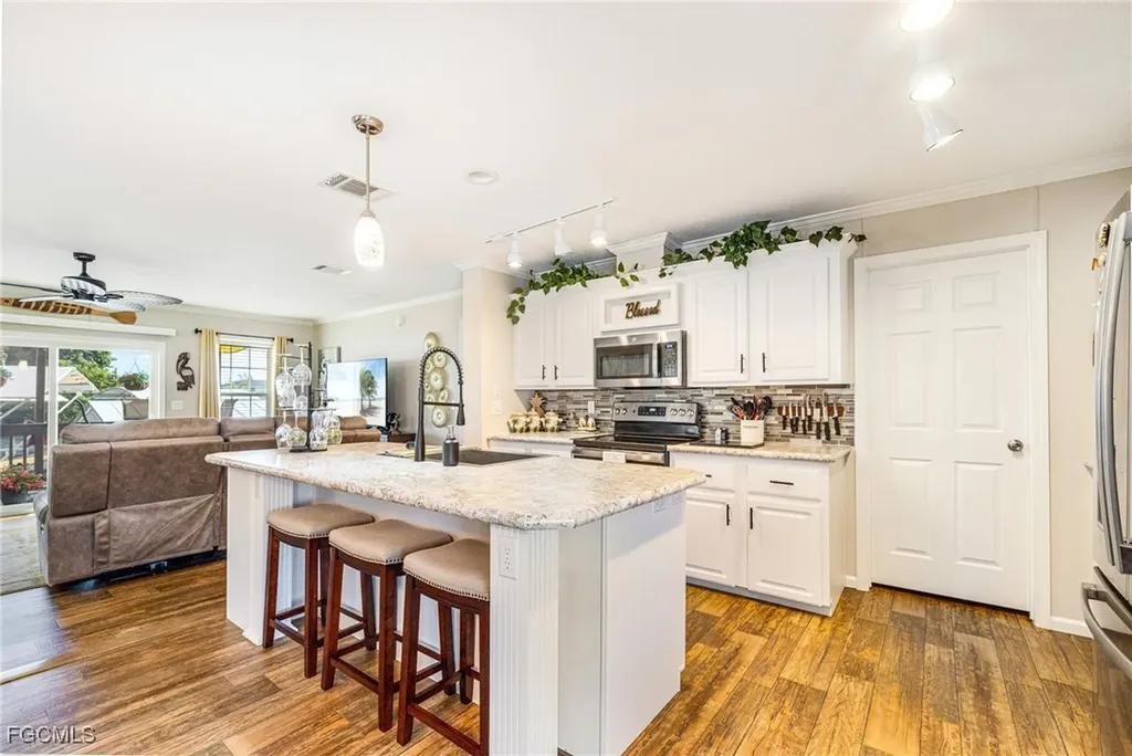 2862 York Road St. James City FL 33956