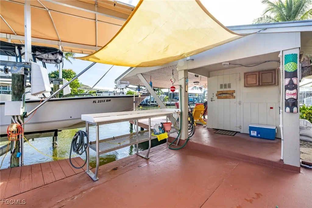 2862 York Road St. James City FL 33956