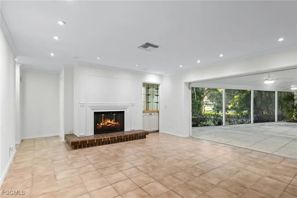 640 Jacana Circle Naples FL 34105