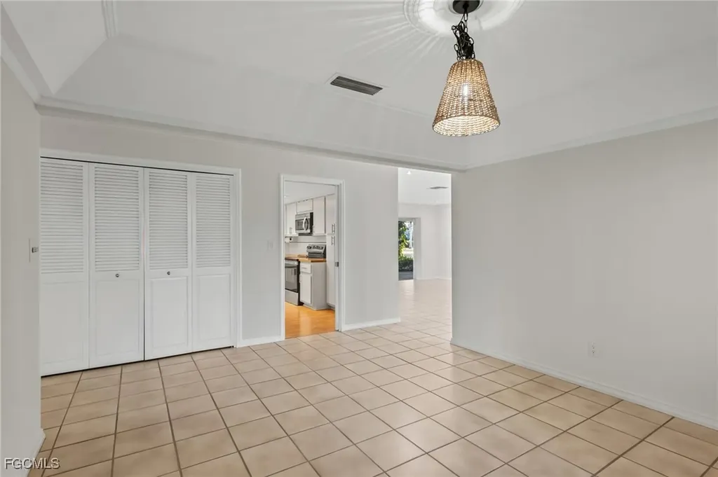 640 Jacana Circle Naples FL 34105