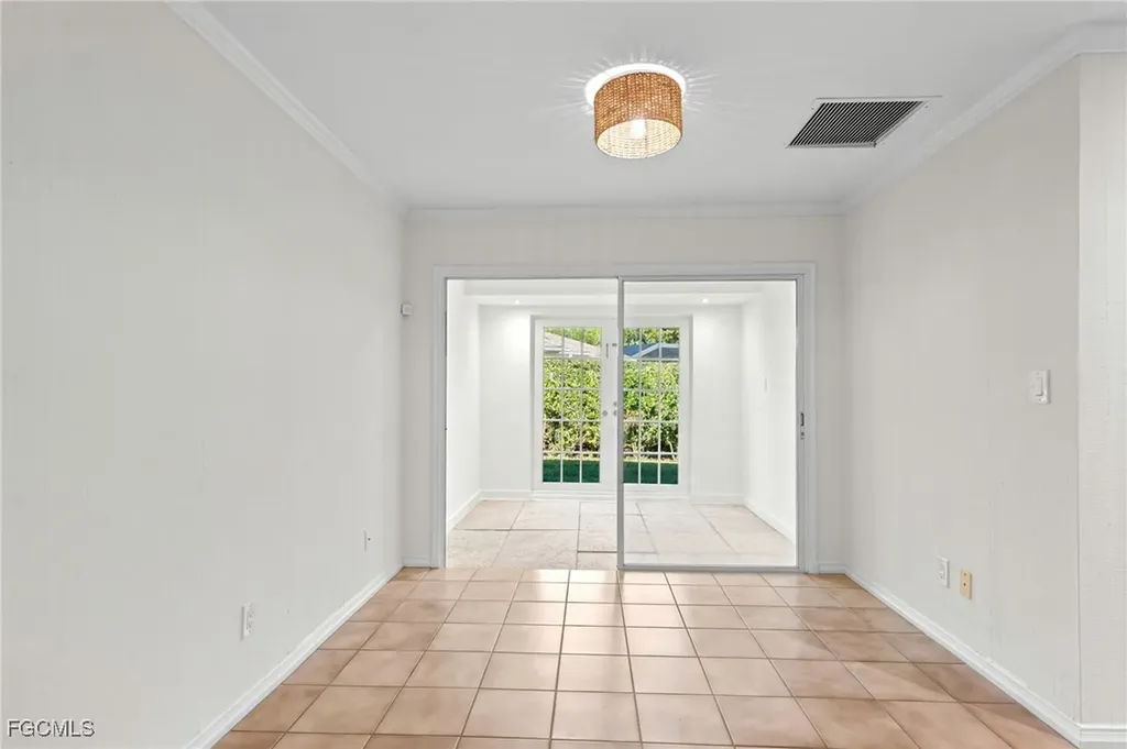 640 Jacana Circle Naples FL 34105