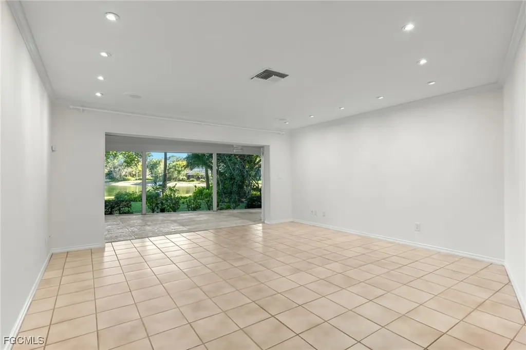 640 Jacana Circle Naples FL 34105