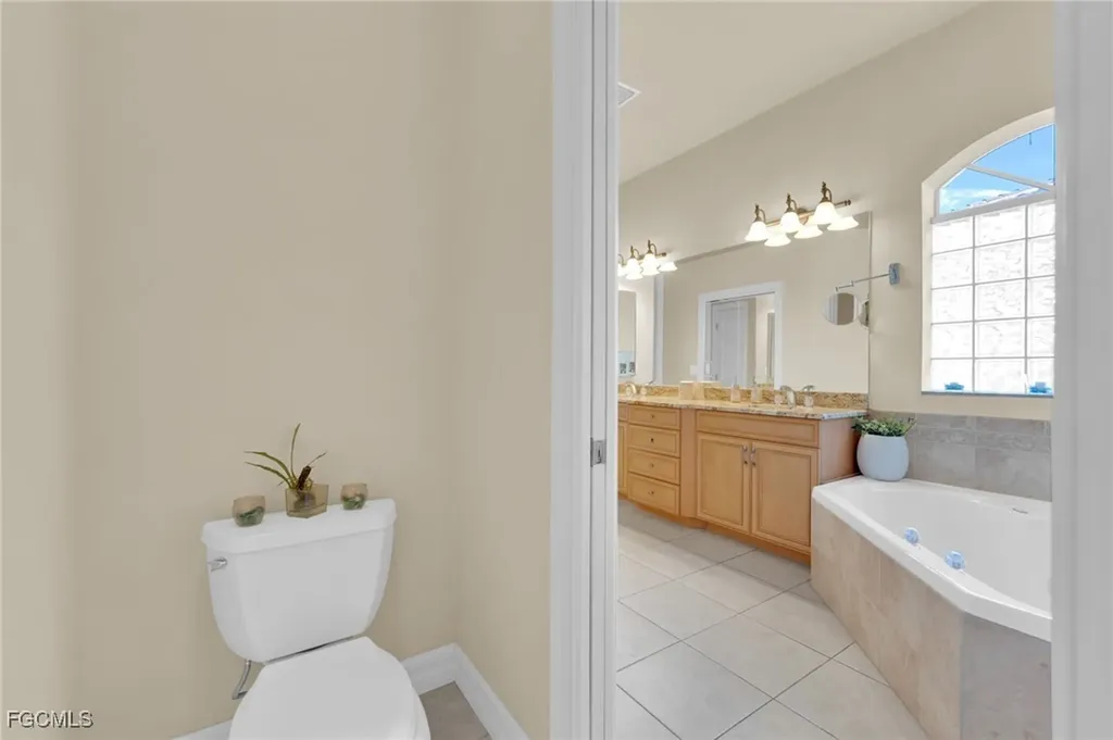2909 SW 39th Street Cape Coral FL 33914
