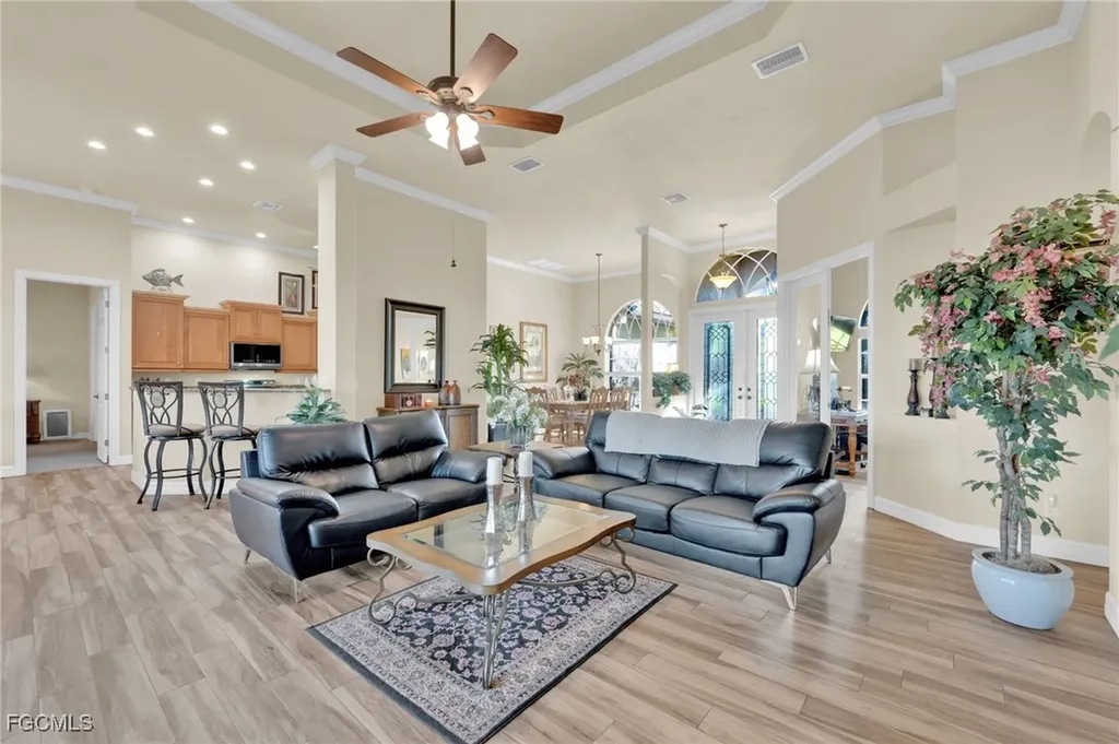 2909 SW 39th Street Cape Coral FL 33914