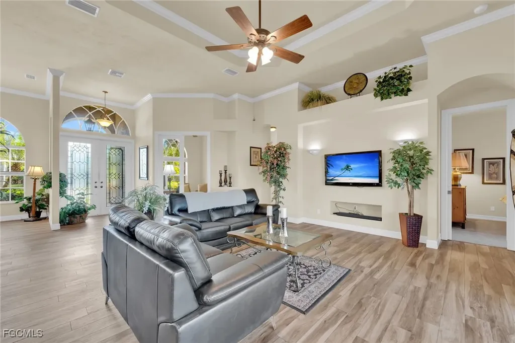 2909 SW 39th Street Cape Coral FL 33914