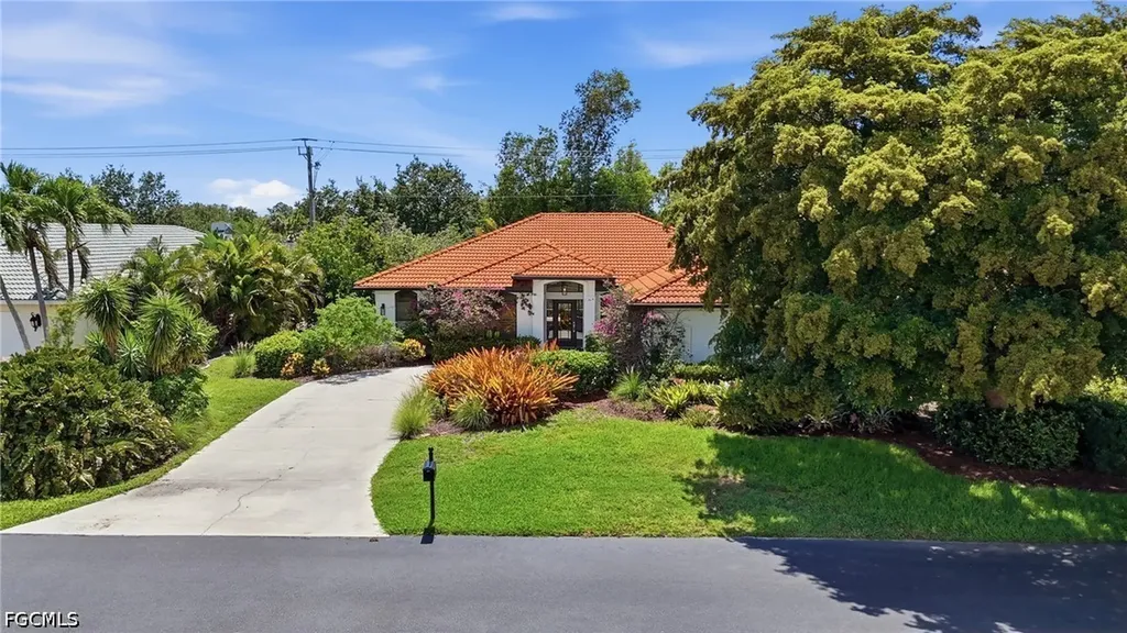 28360 Del Lago Way Bonita Springs FL 34135