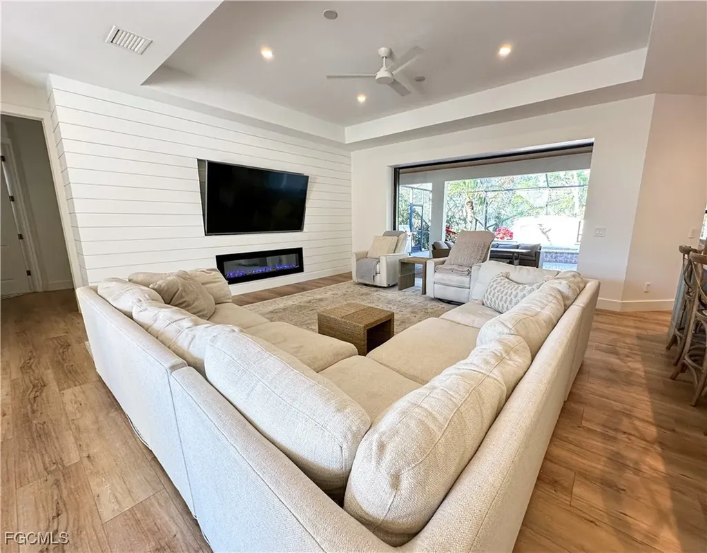 28360 Del Lago Way Bonita Springs FL 34135