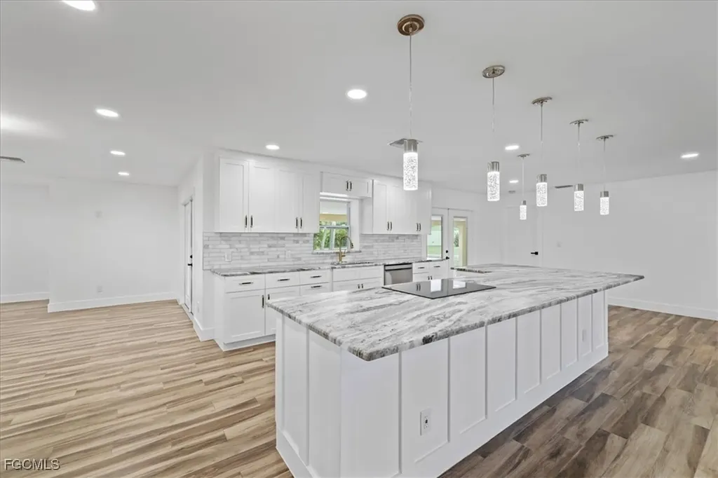 158 Dow Lane North Fort Myers FL 33917