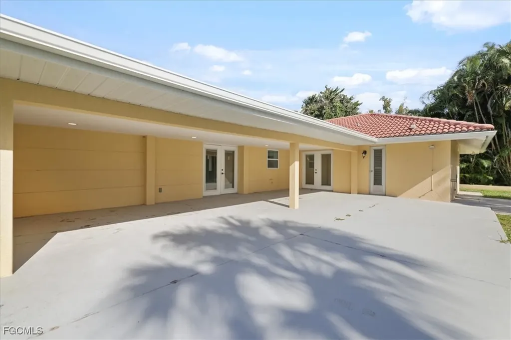 158 Dow Lane North Fort Myers FL 33917