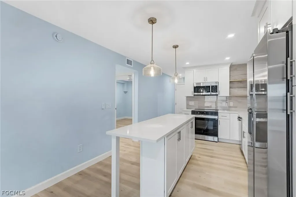 760 Sextant Drive Sanibel FL 33957