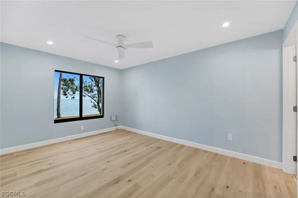 760 Sextant Drive Sanibel FL 33957