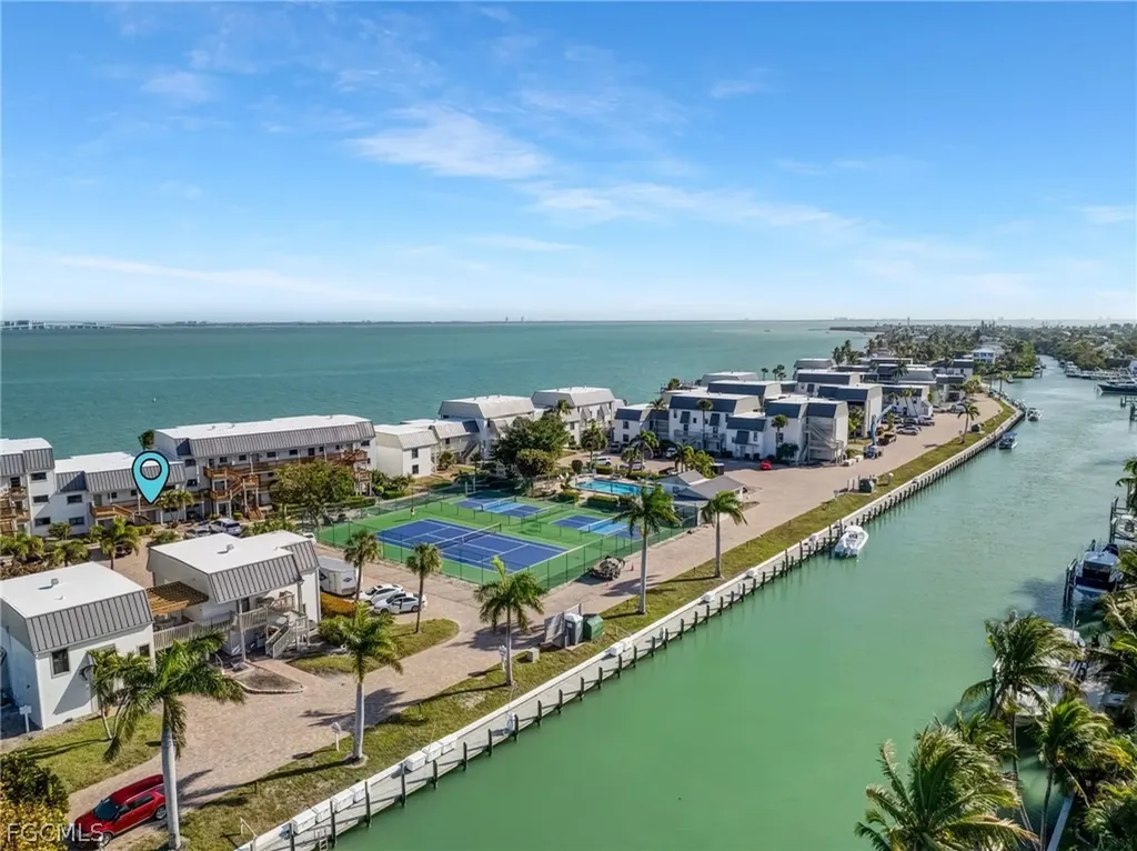 760 Sextant Drive Sanibel FL 33957