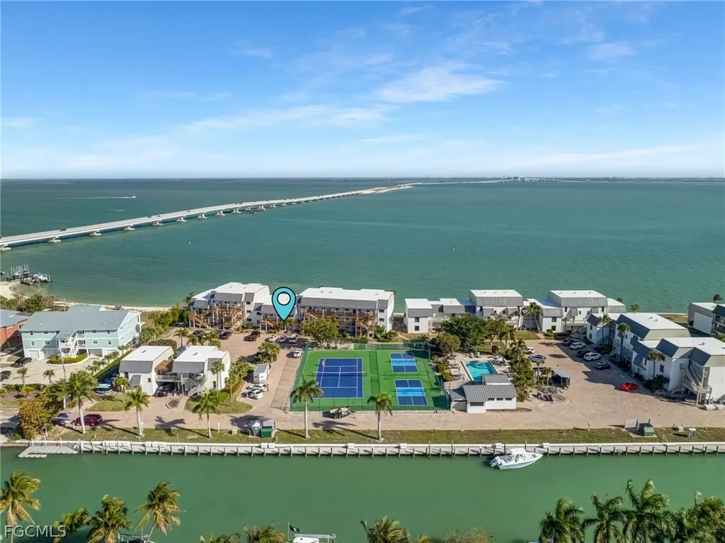 760 Sextant Drive Sanibel FL 33957