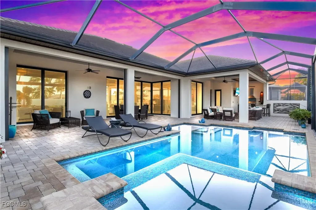 2401 SW 52nd Street Cape Coral FL 33914