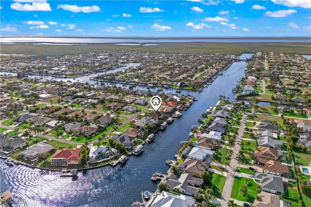 2401 SW 52nd Street Cape Coral FL 33914