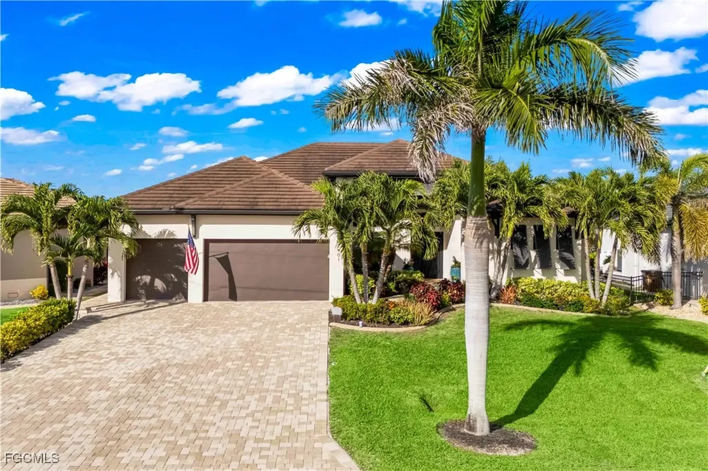 2401 SW 52nd Street Cape Coral FL 33914