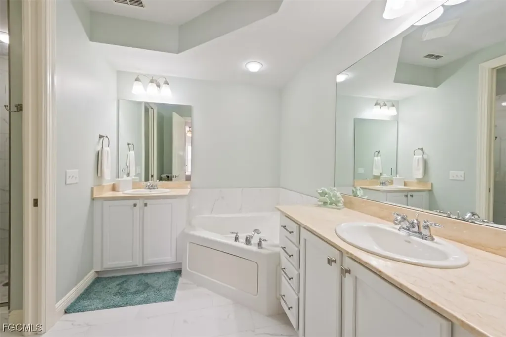 8000 Via Sardinia Way Estero FL 33928