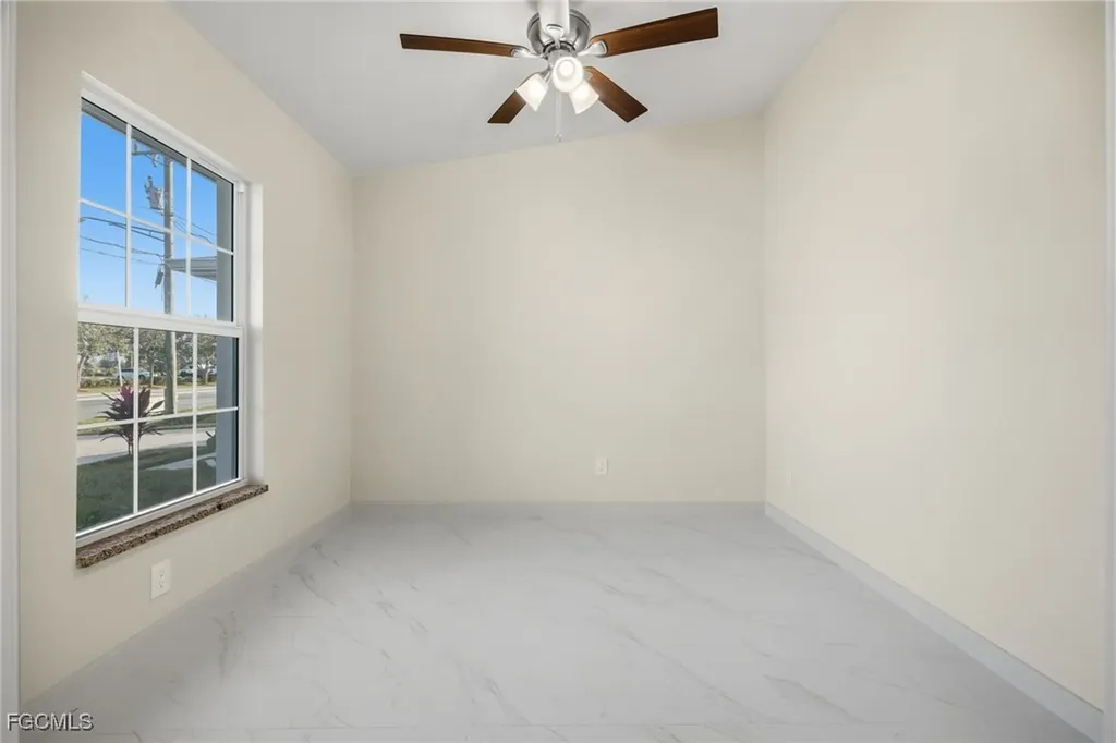 812-814 Mohawk Parkway Cape Coral FL 33914