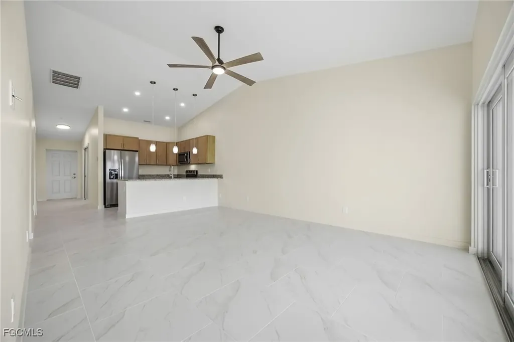 812-814 Mohawk Parkway Cape Coral FL 33914
