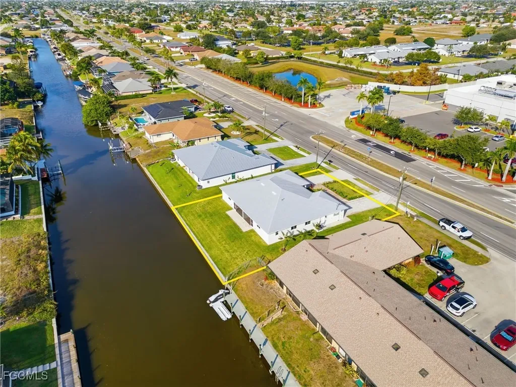 812-814 Mohawk Parkway Cape Coral FL 33914