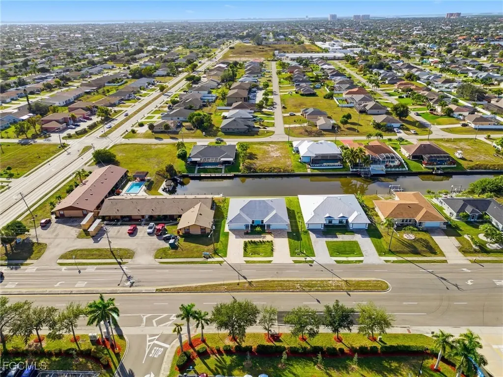812-814 Mohawk Parkway Cape Coral FL 33914