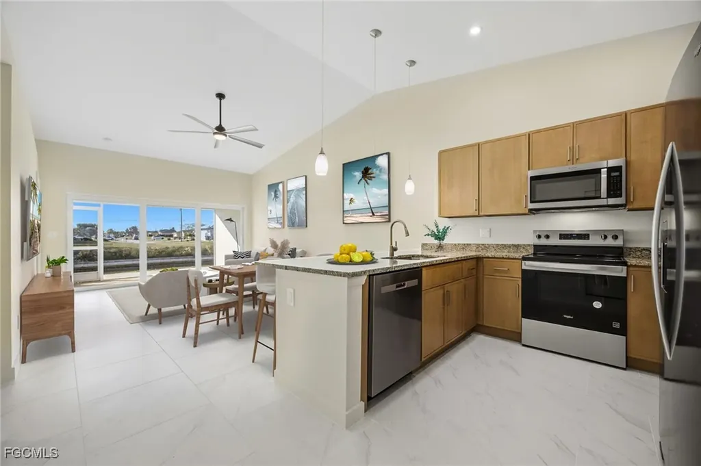 812-814 Mohawk Parkway Cape Coral FL 33914