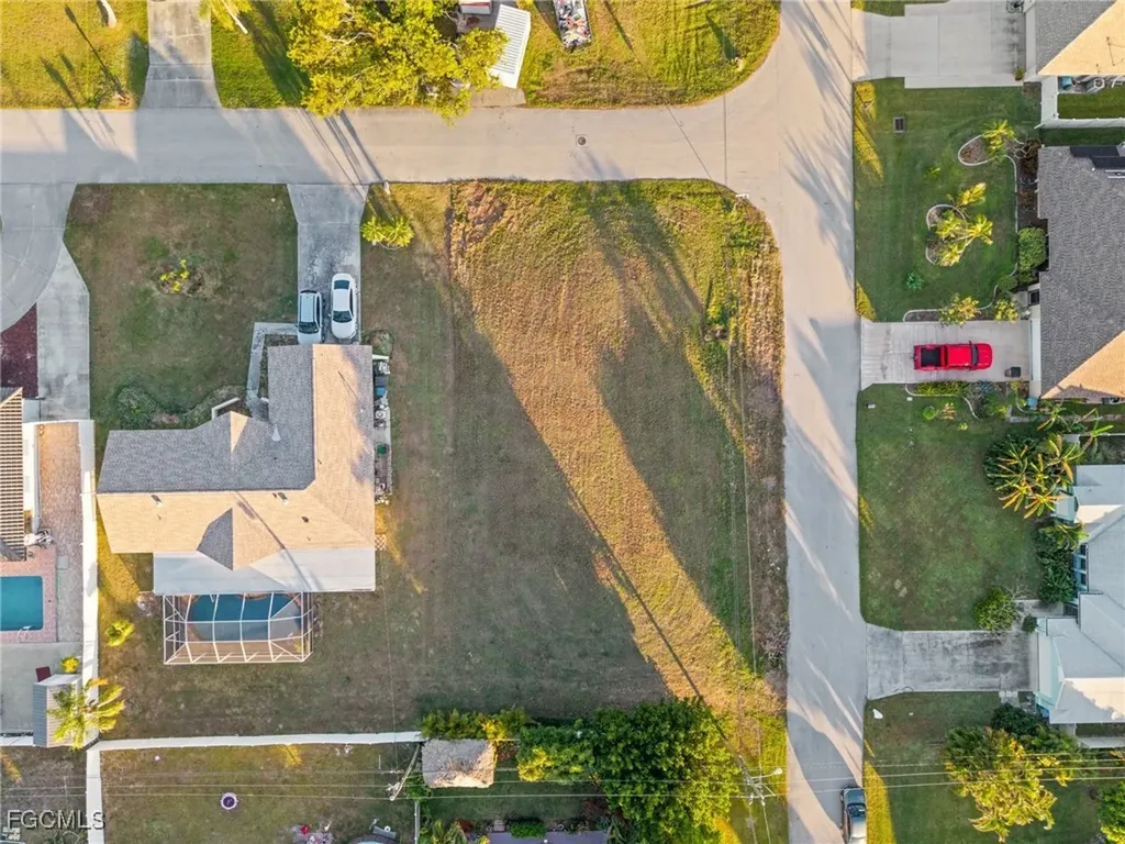 1236 SE 21st Place Cape Coral FL 33990