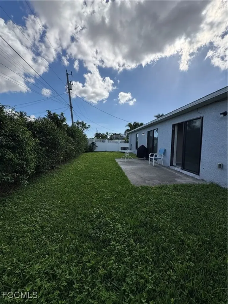 3803 Chiquita Boulevard S Cape Coral FL 33914