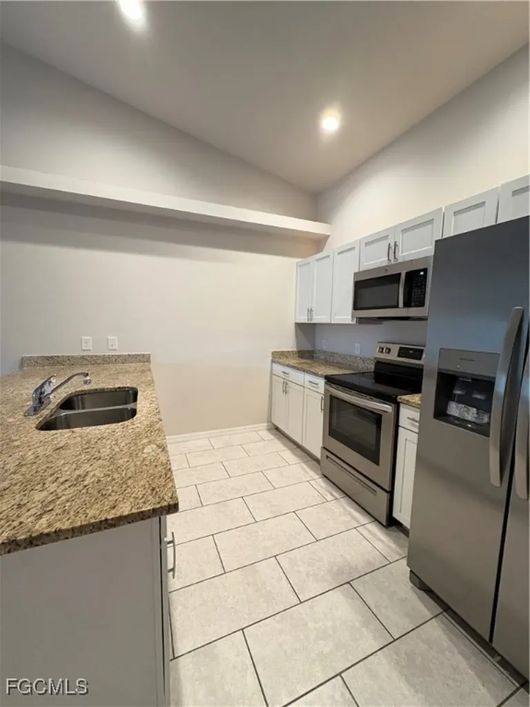 3803 Chiquita Boulevard S Cape Coral FL 33914